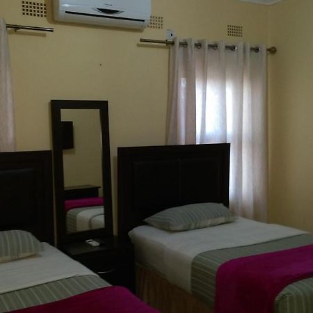 Cypress Executive Lodge Λίβινγκστον Εξωτερικό φωτογραφία