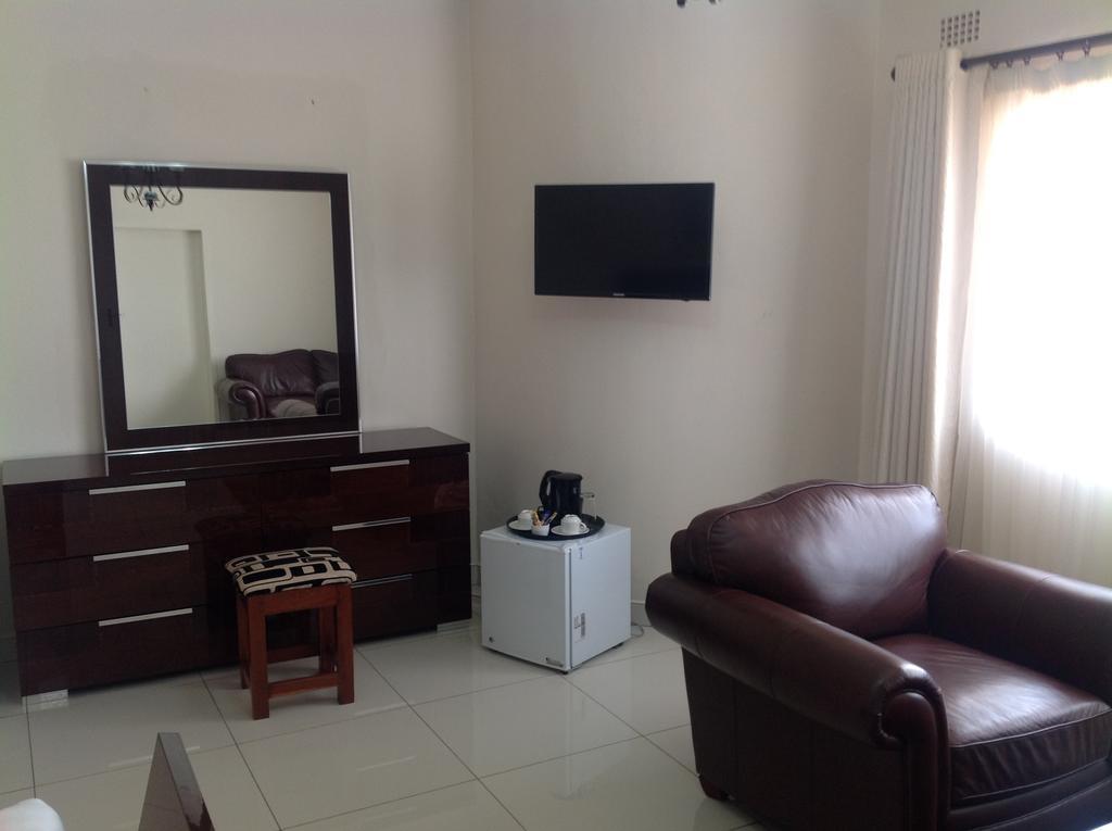 Cypress Executive Lodge Λίβινγκστον Εξωτερικό φωτογραφία